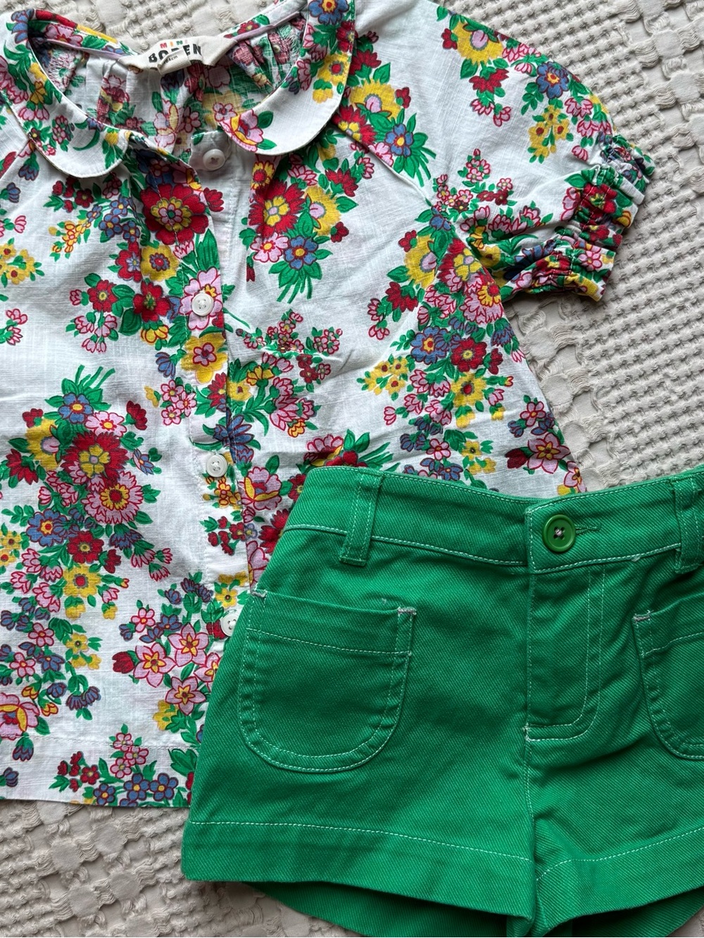 Mini Boden Floral Blouse and Shorts Set 3-4y